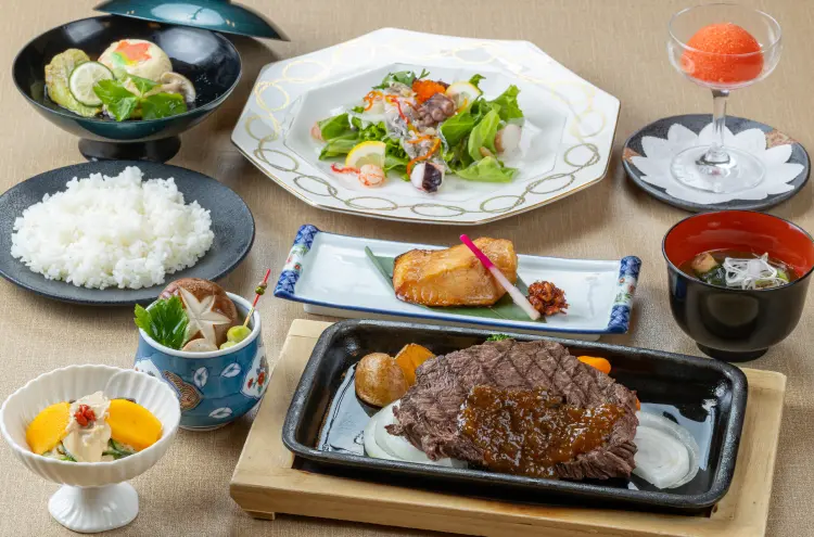 Bコース6,000円(税込6,600円)