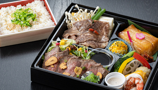菱屋特製弁当 3,500円(税抜)(税込3,780円)