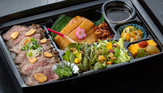 ステーキ&おさかな弁当 2,500円(税抜)(税込2,700円)